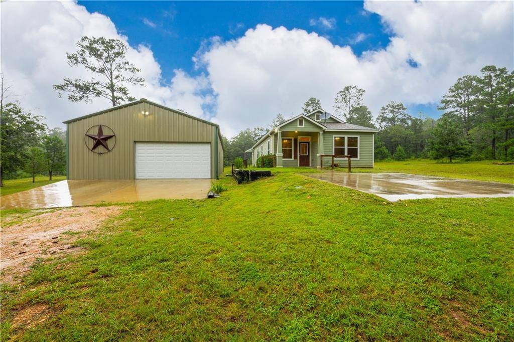147 Country Air DR, Bastrop, TX 78602