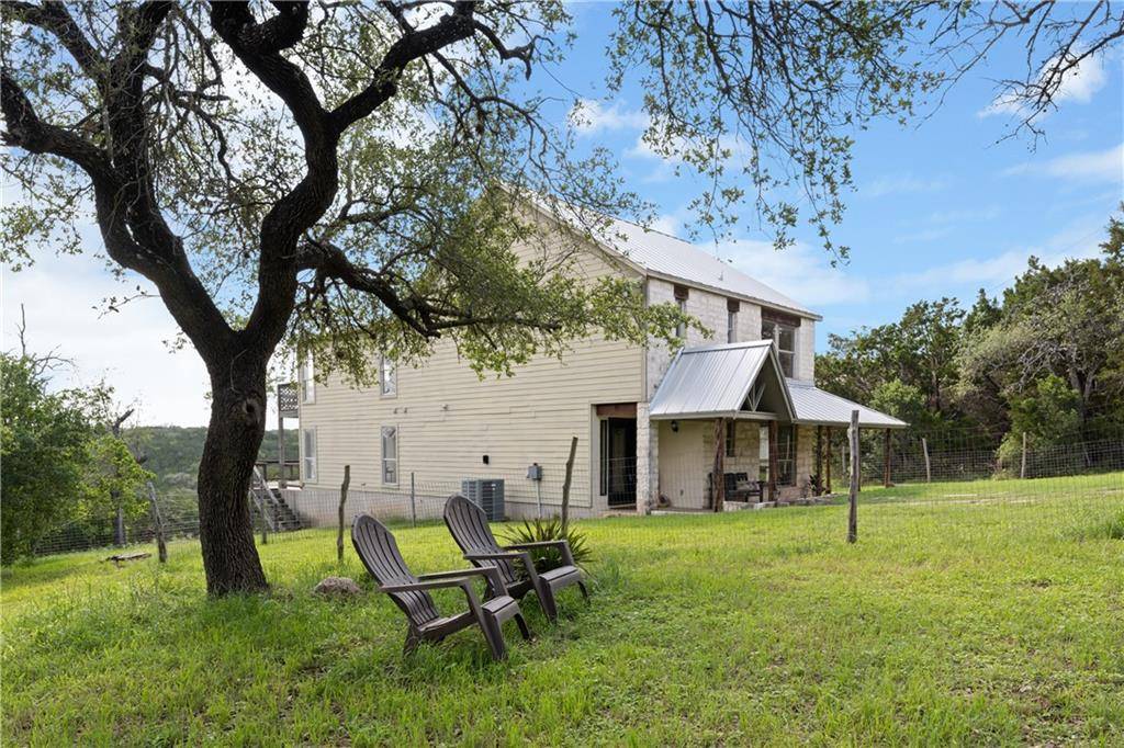 101 Topspin DR, Spicewood, TX 78669