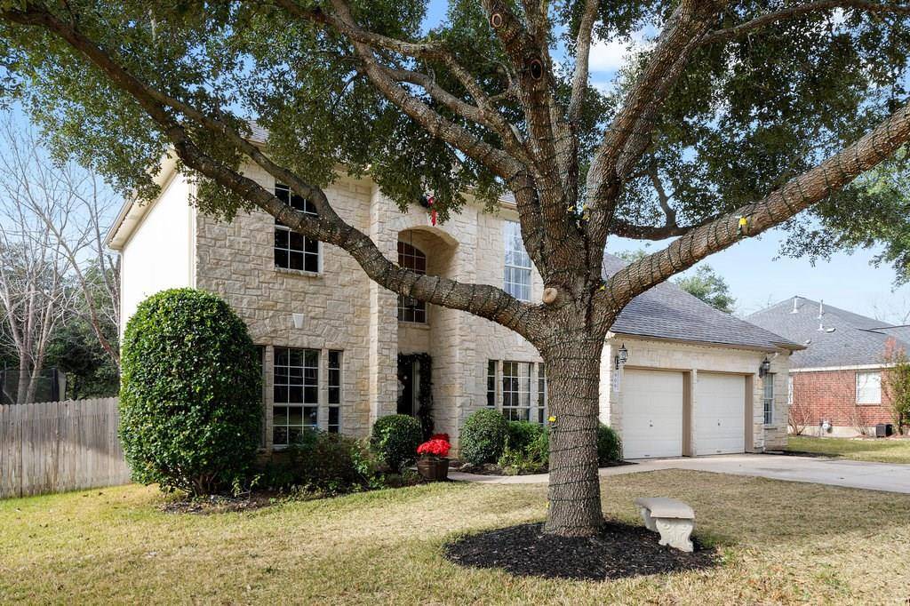 909 Whitewing DR, Cedar Park, TX 78613
