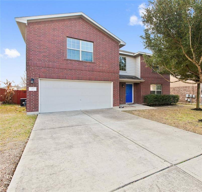 210 Kings Ridge DR, Buda, TX 78610