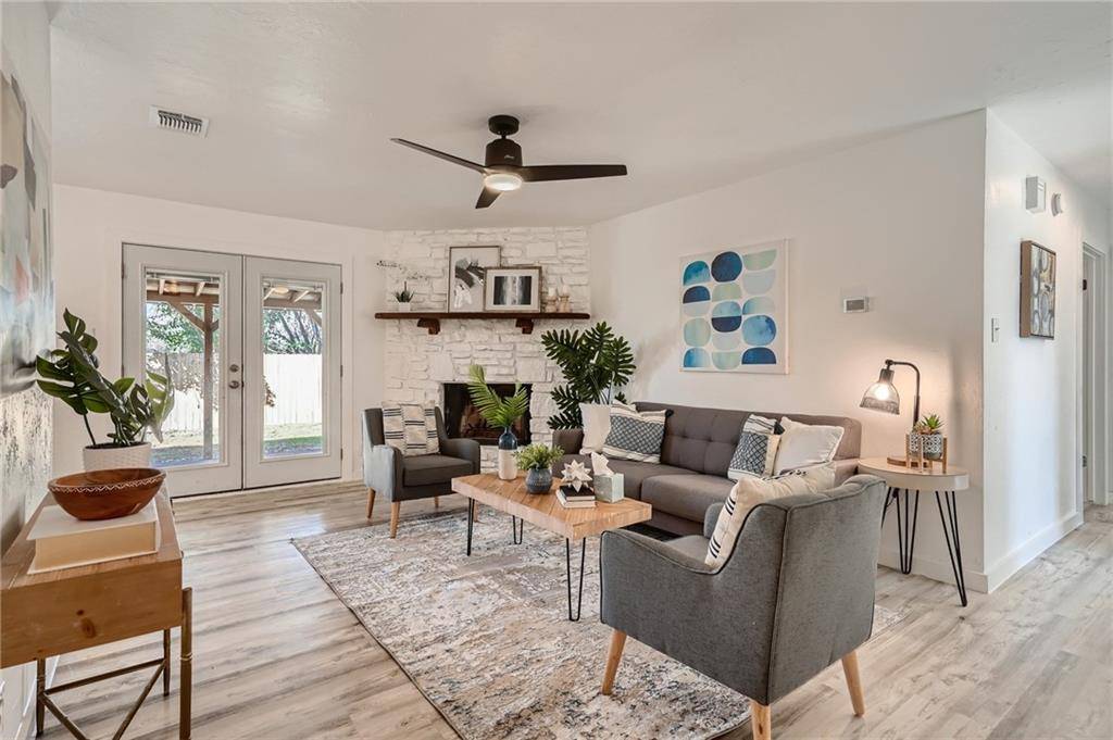 302 Hidatsa ST, Buda, TX 78610