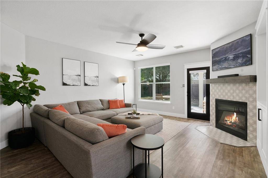 1711 Maize Bend DR, Austin, TX 78727