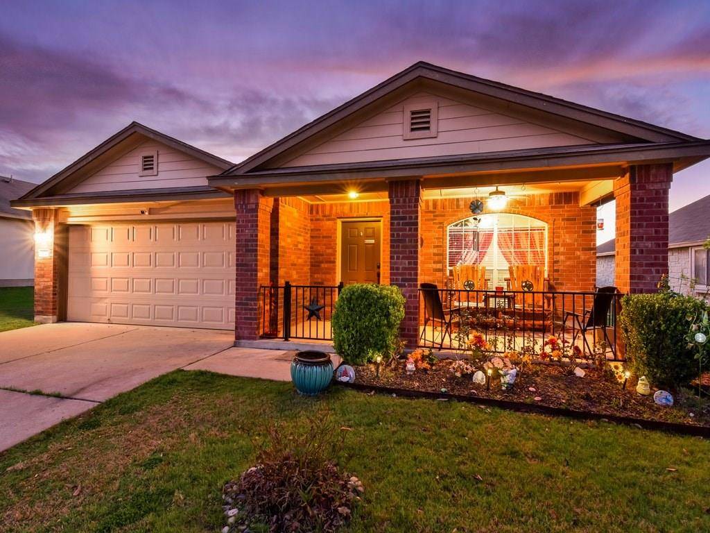 302 Creston ST, Hutto, TX 78634