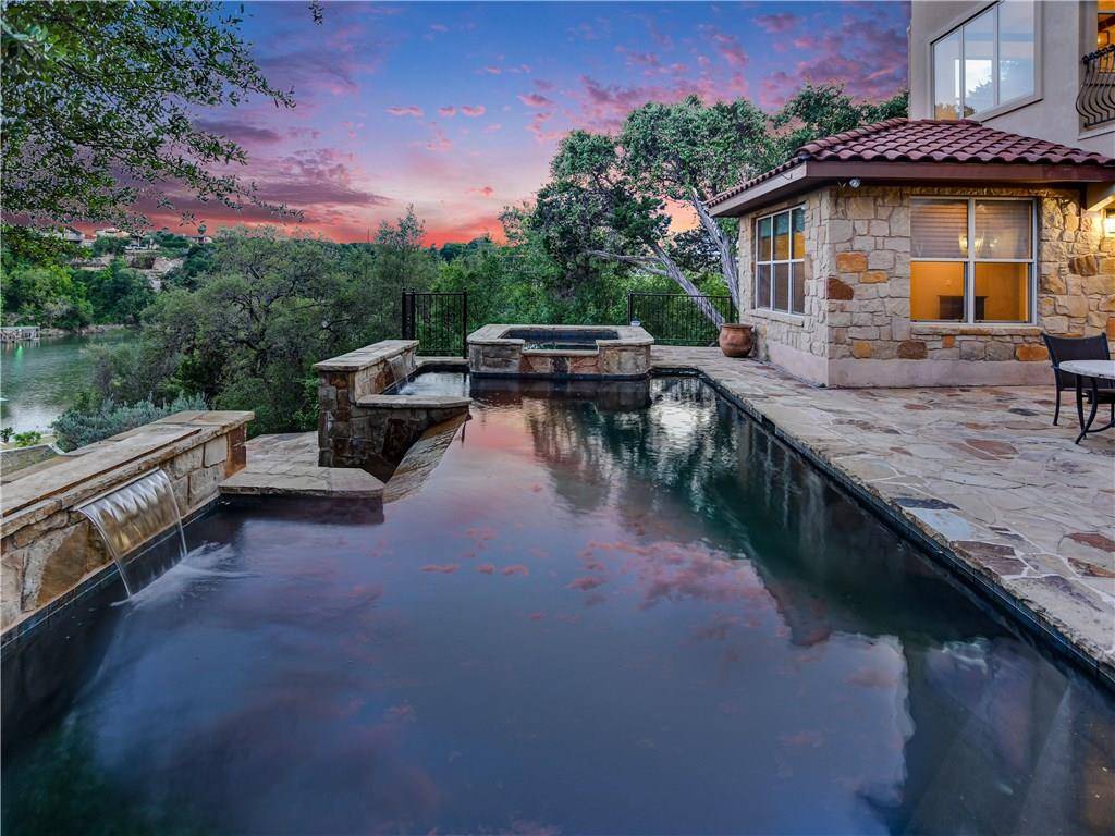 23617 Indian Divide CV, Spicewood, TX 78669