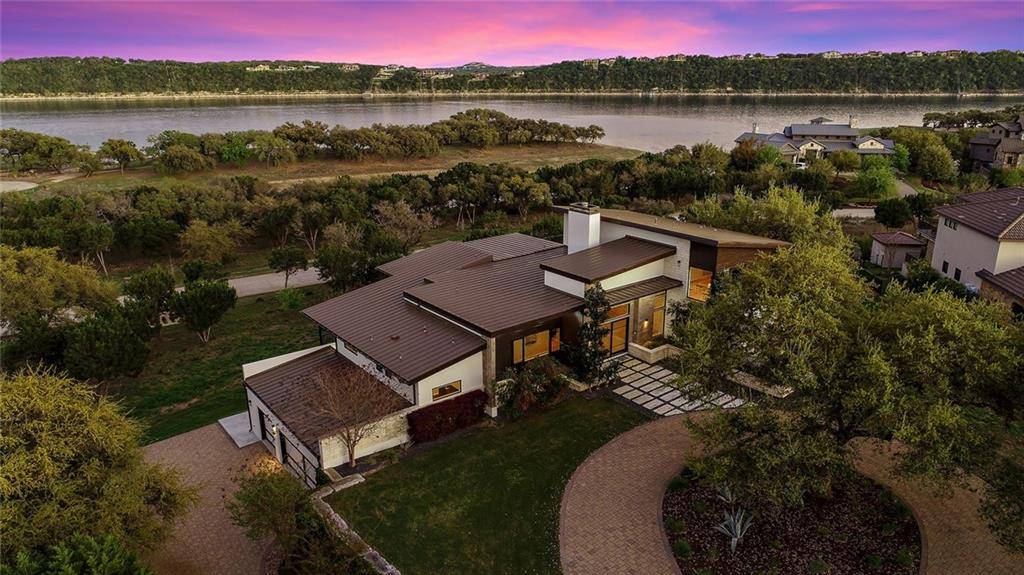 19201 Secretariat PL, Spicewood, TX 78669