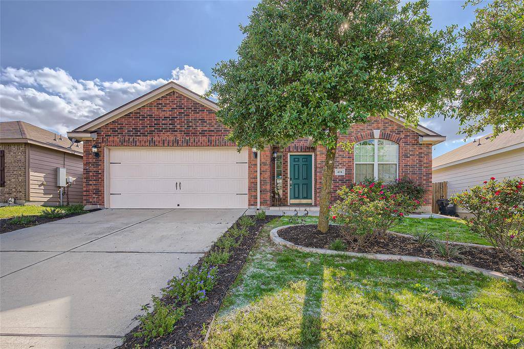 404 Captain Grumbles DR, Jarrell, TX 76537