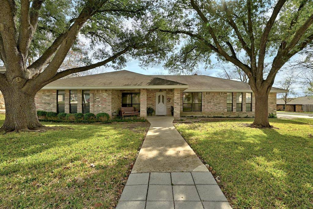 503 Pintail LN, Taylor, TX 76574