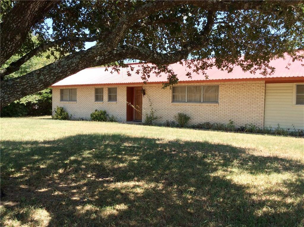 1454 Fm 141, Giddings, TX 78942