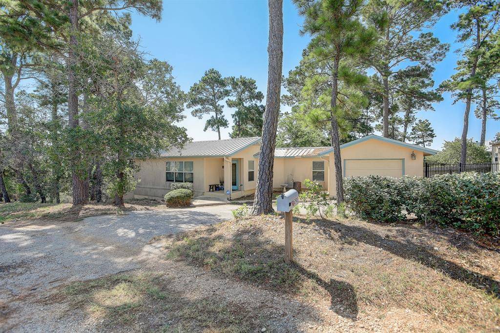 293 Makaha DR, Bastrop, TX 78602