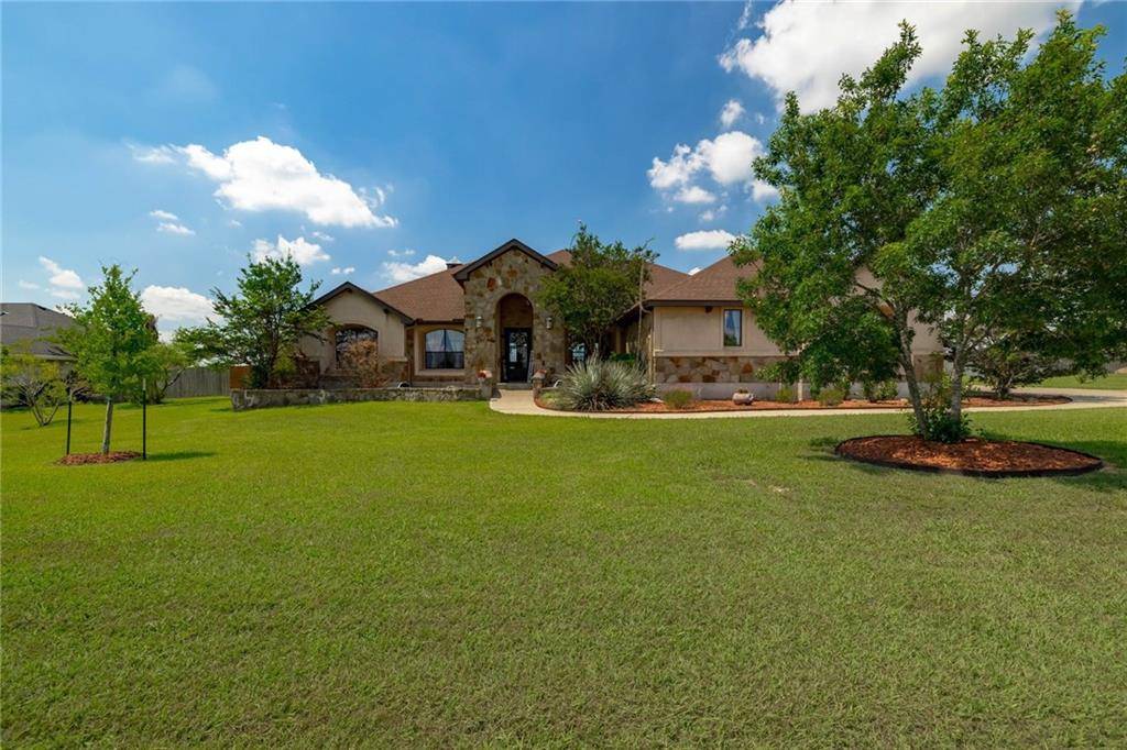 127 Comanche CIR, Hutto, TX 78634