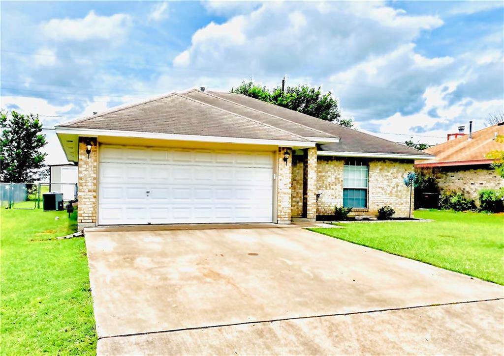 2405 Northlawn DR, Taylor, TX 76574