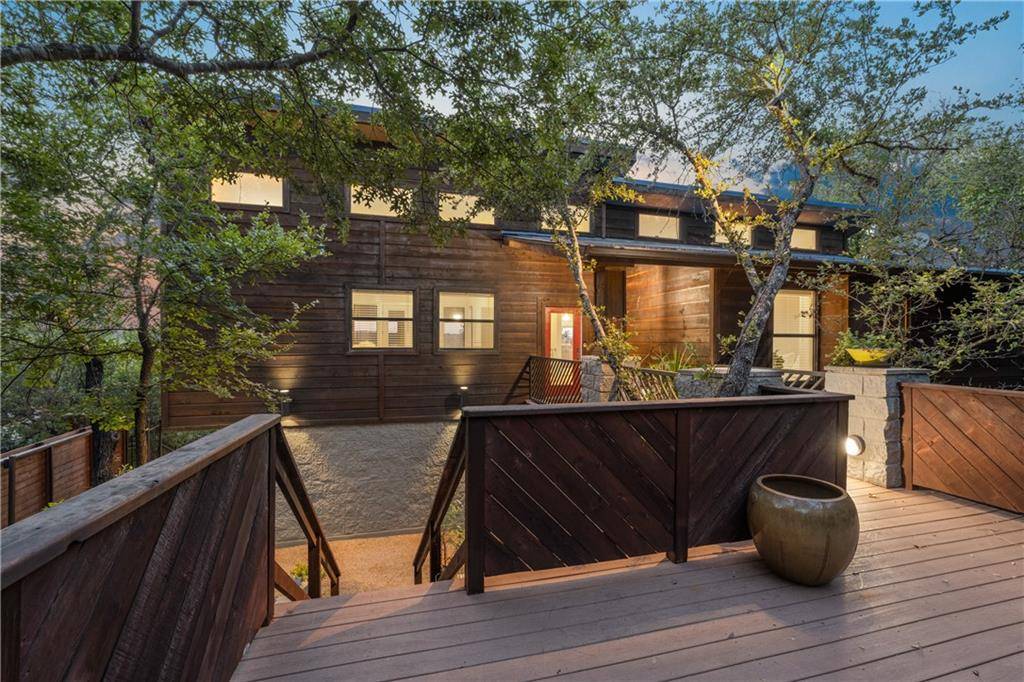 1622 Pace Bend RD S #B, Spicewood, TX 78669