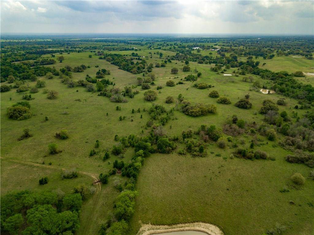1545 Fm 1697, Ledbetter, TX 78946