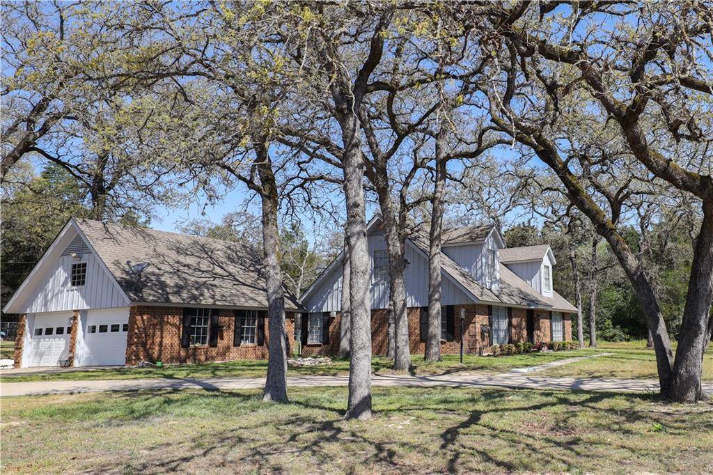 1010 Harry ST, Lexington, TX 78947