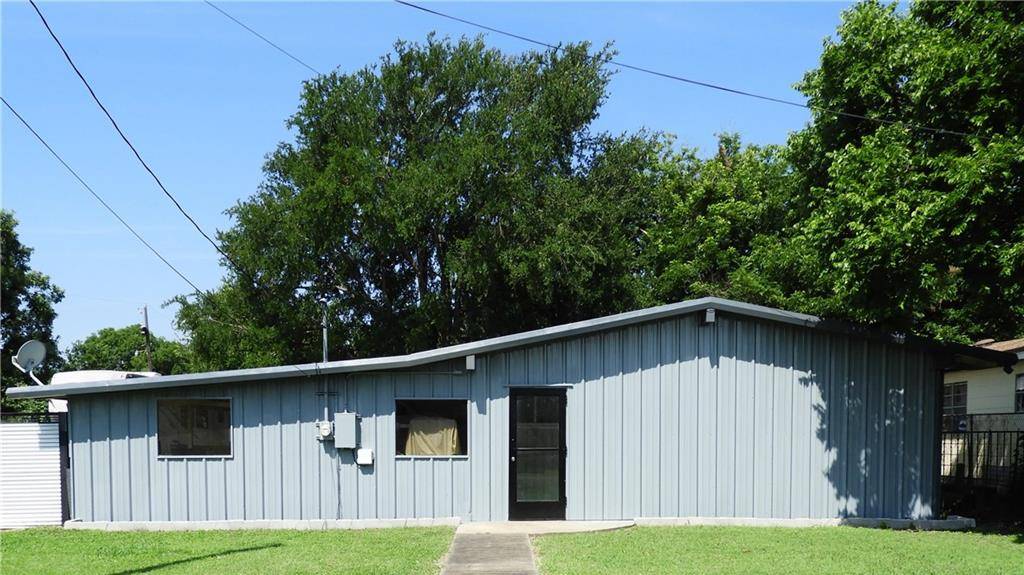 1609 Laurel ST, Taylor, TX 76574