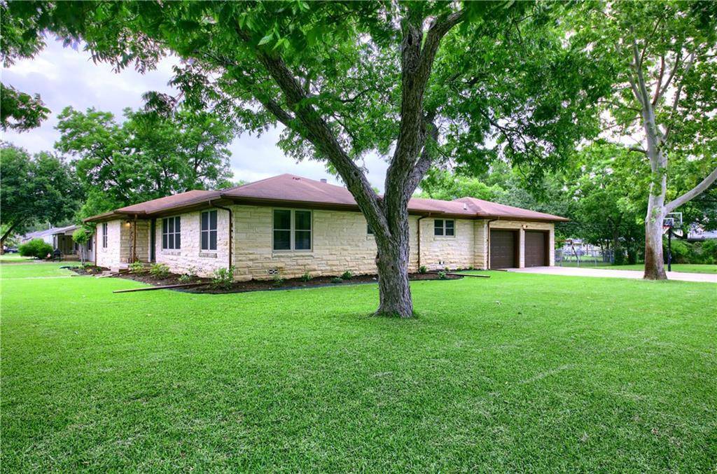 1517 Prather ST, Taylor, TX 76574
