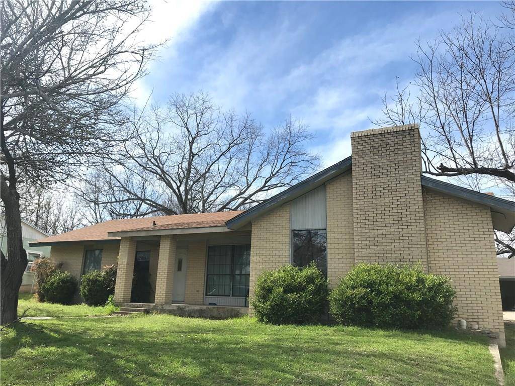 308 N Porter ST, Lampasas, TX 76550