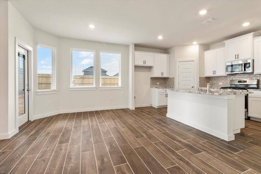 264 Garner DR, Kyle, TX 78640