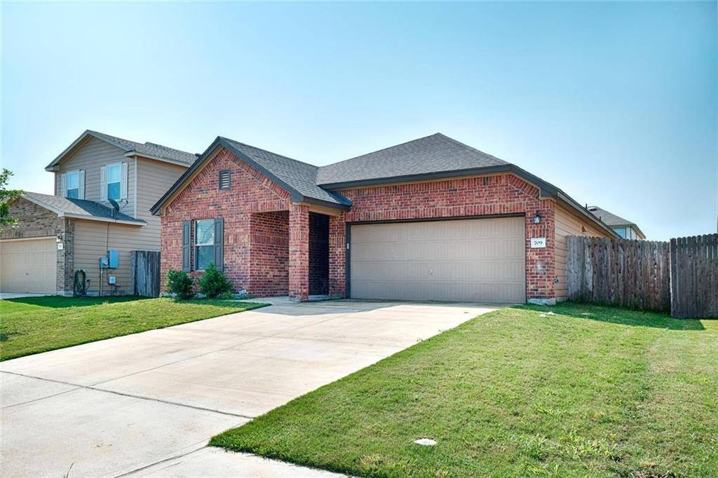 709 Estes PARK, Taylor, TX 76574
