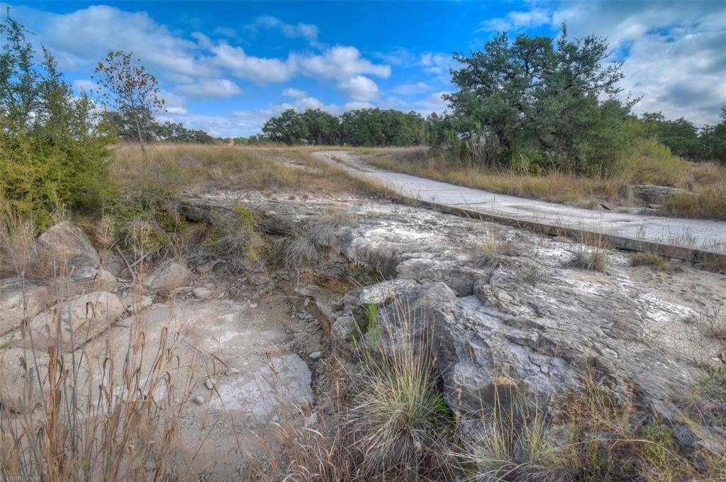 225 Rolling Waters CT, Marble Falls, TX 78654