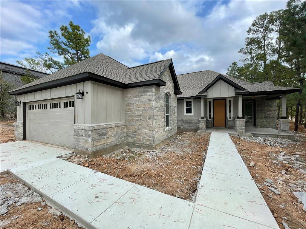 103 Kaimuki CT, Bastrop, TX 78602
