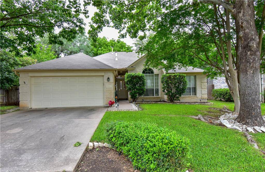 1045 OAKLANDS DR, Round Rock, TX 78681