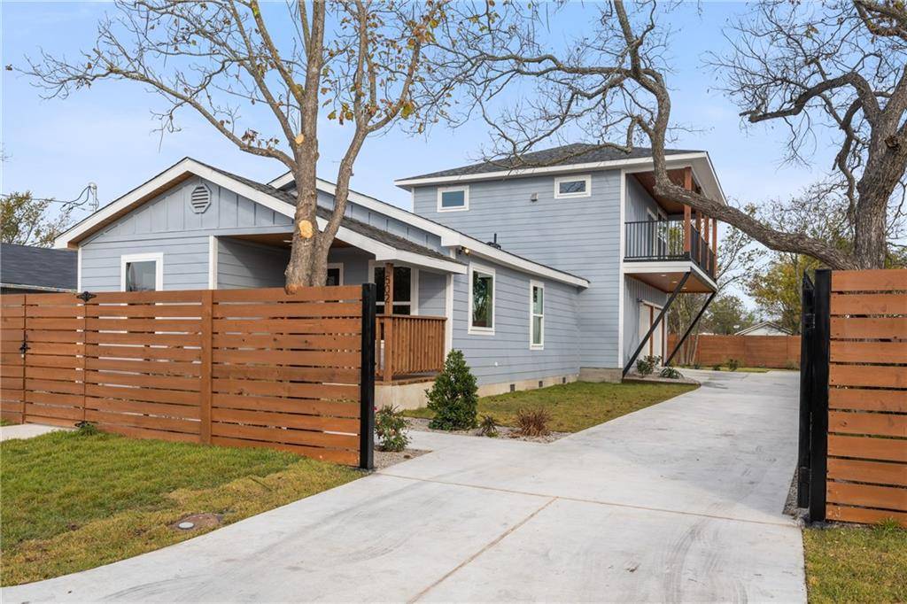 502 W Pecan ST, Taylor, TX 76574