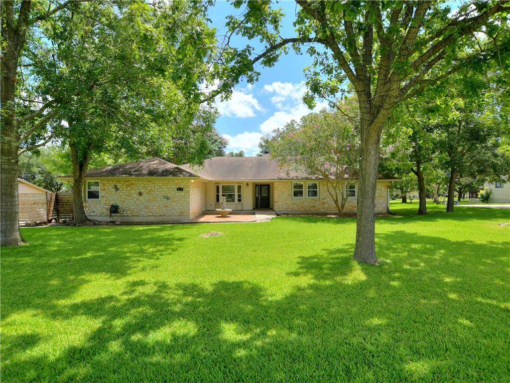 213 Nuthatch DR, Buda, TX 78610