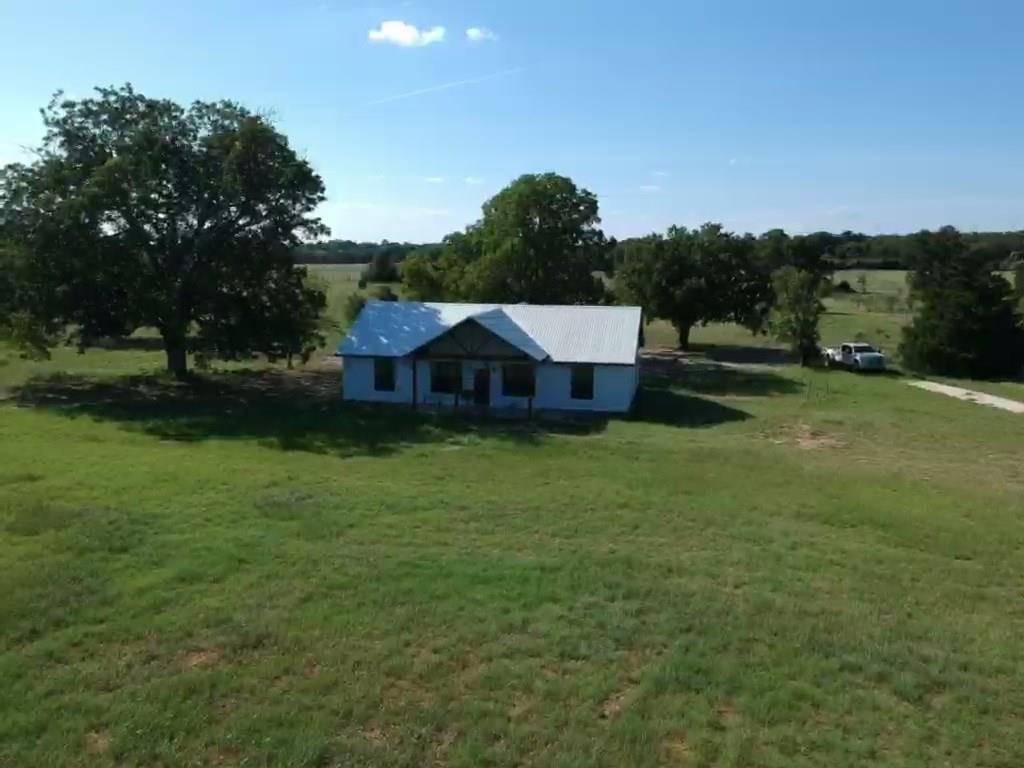1001 Fm 3403, Lexington, TX 78947