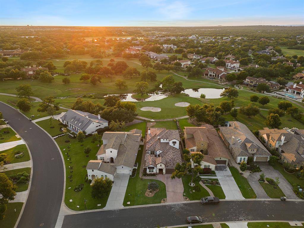105 Blue Heron LN, Georgetown, TX 78628