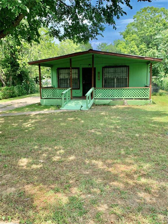 1907 Pecan ST, Bastrop, TX 78602