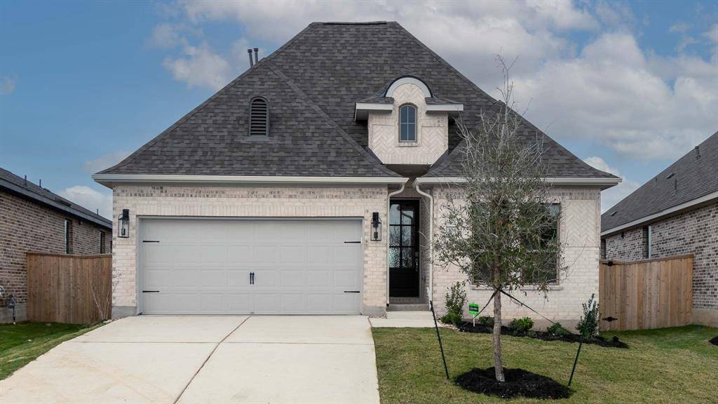 108 Chinaberry BND, Bastrop, TX 78602