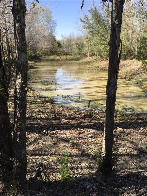 5999 FM 2762, Flatonia, TX 78941
