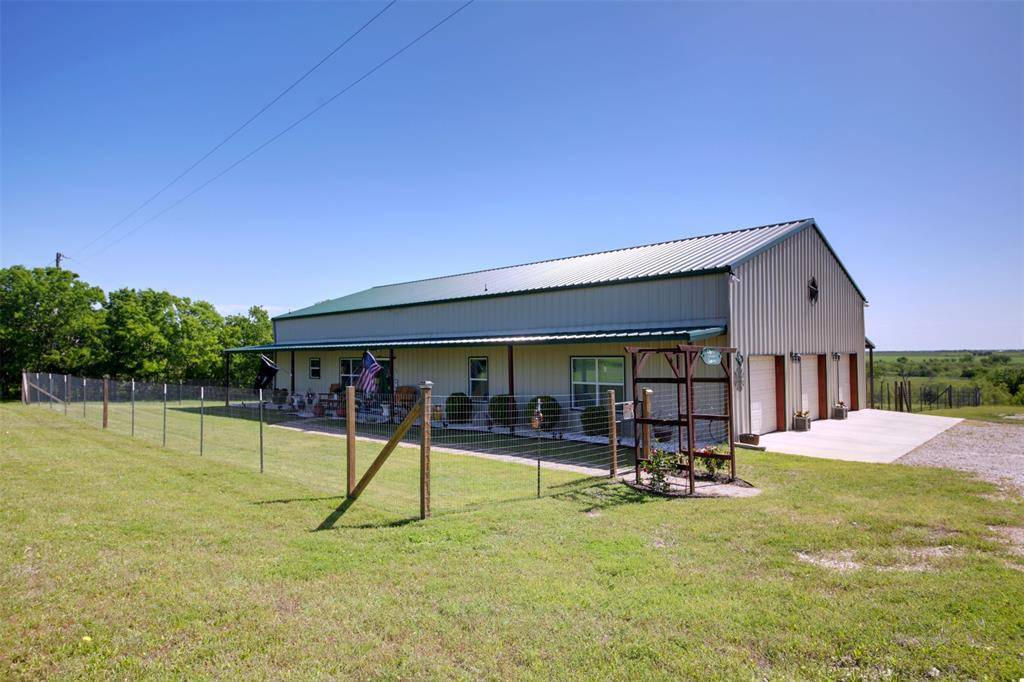 155 County Road 497, Taylor, TX 76574