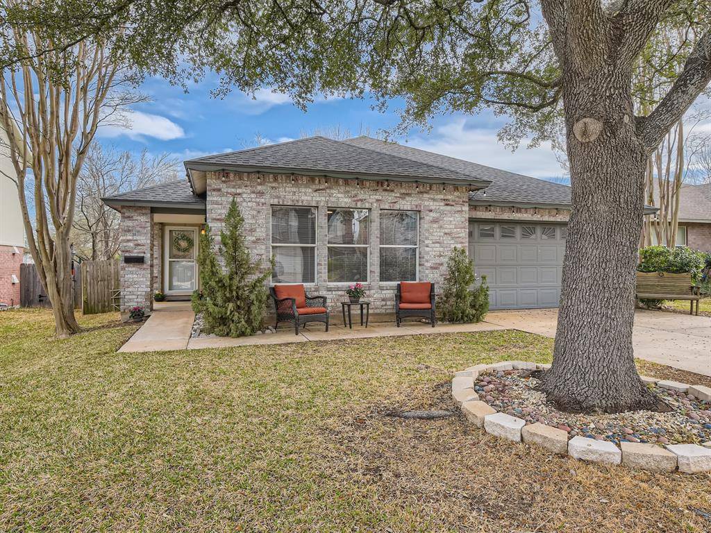 1604 Eagle Wing DR, Cedar Park, TX 78613
