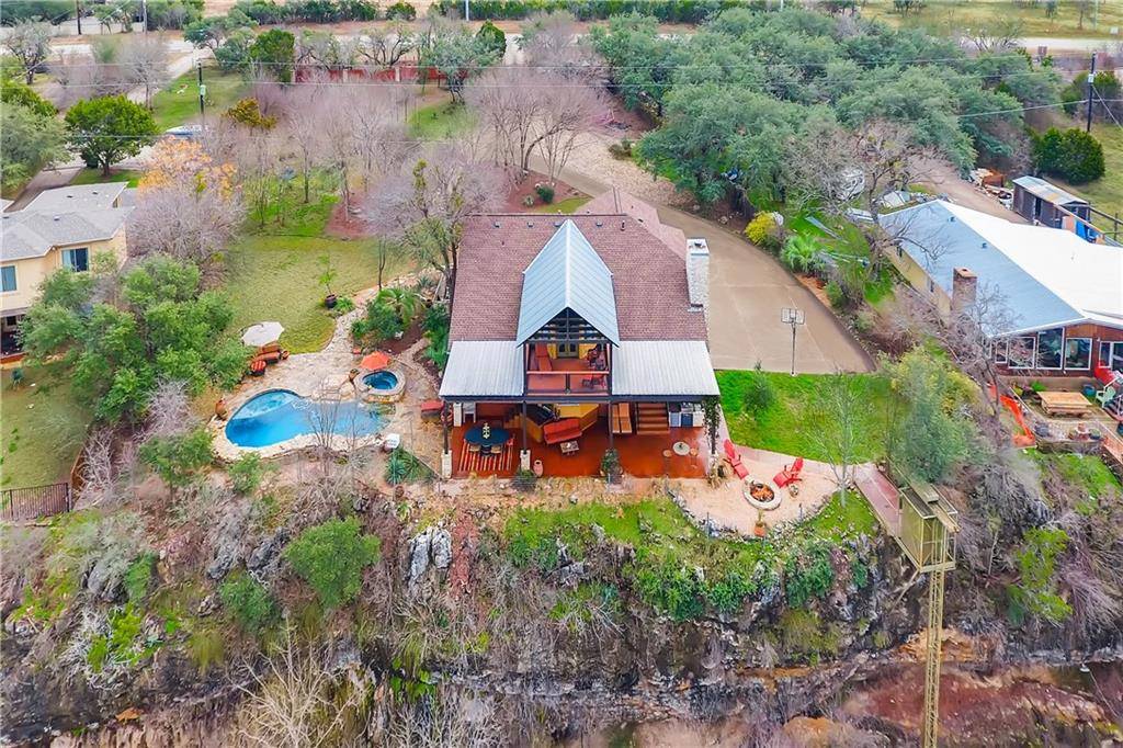 2614 Pace Bend RD, Spicewood, TX 78669