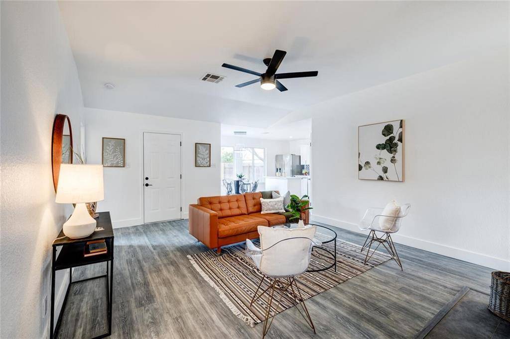 410 Britni LOOP, Kyle, TX 78640
