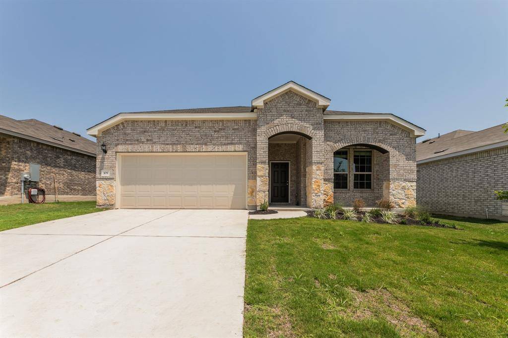 109 Pivot DR, Taylor, TX 76574