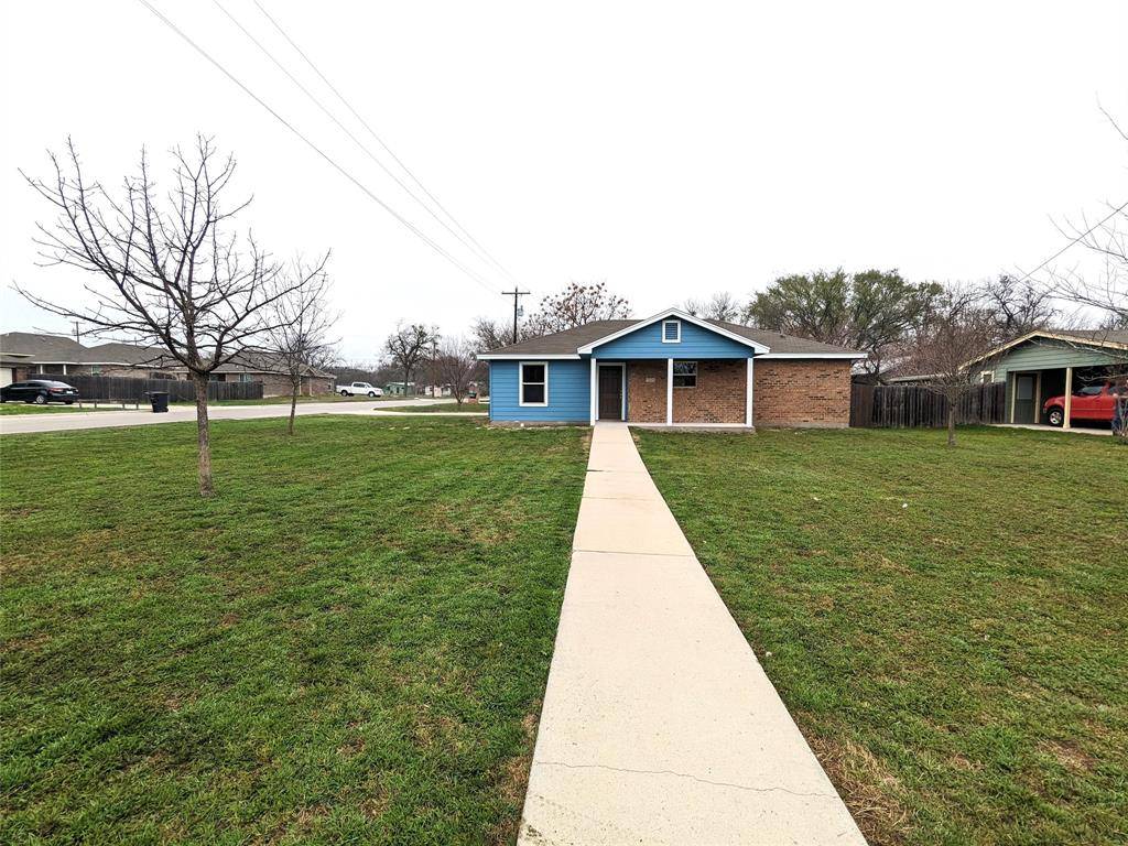 1201 E Avenue F Ave, Lampasas, TX 76550