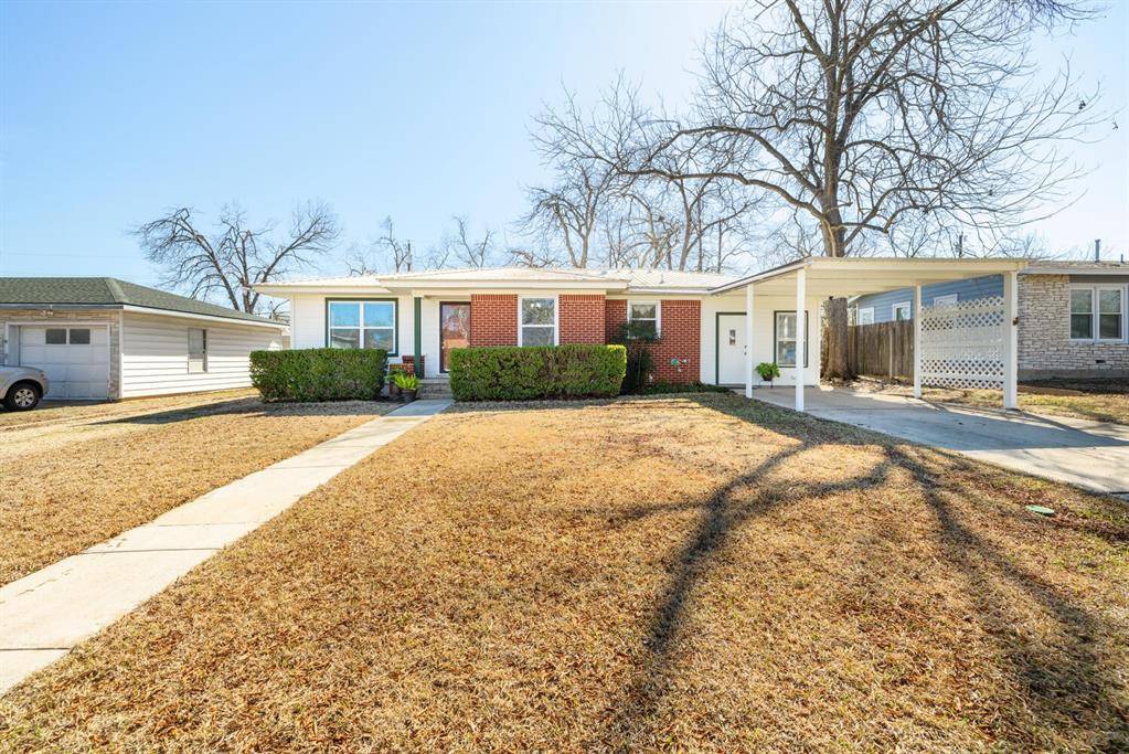 1003 Randall ST, Taylor, TX 76574