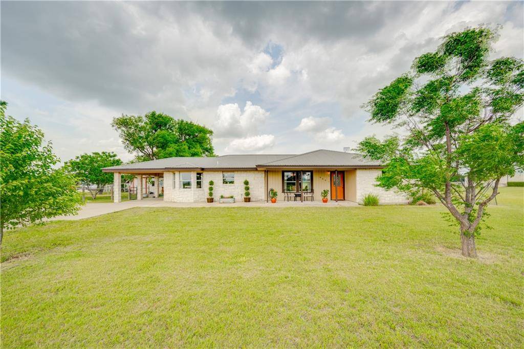 945 County Road 124, Georgetown, TX 78626