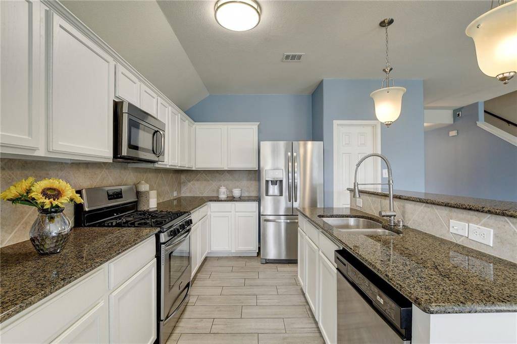 184 Coral Stone TRL, Buda, TX 78610