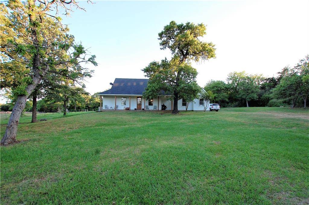 1032 PR 7039, Lexington, TX 78947