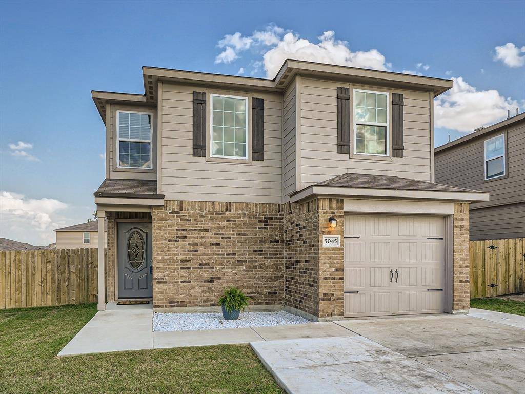 5045 Cressler LN #35G, Jarrell, TX 76537