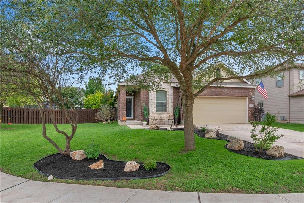 212 Wells BND, Hutto, TX 78634