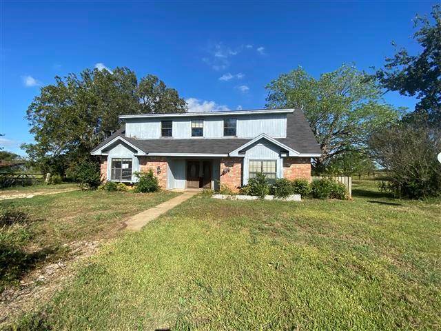 1267 E Fm 696, Lexington, TX 78947