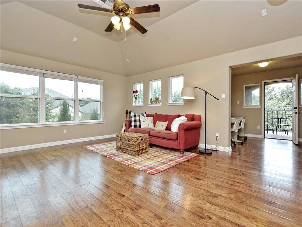 4200 Oldenburg LN, Cedar Park, TX 78613