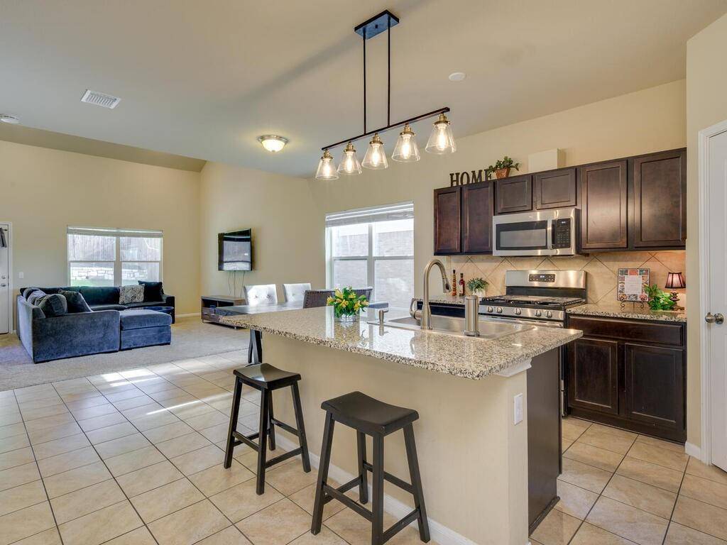 405 Libani LN, Cedar Park, TX 78613
