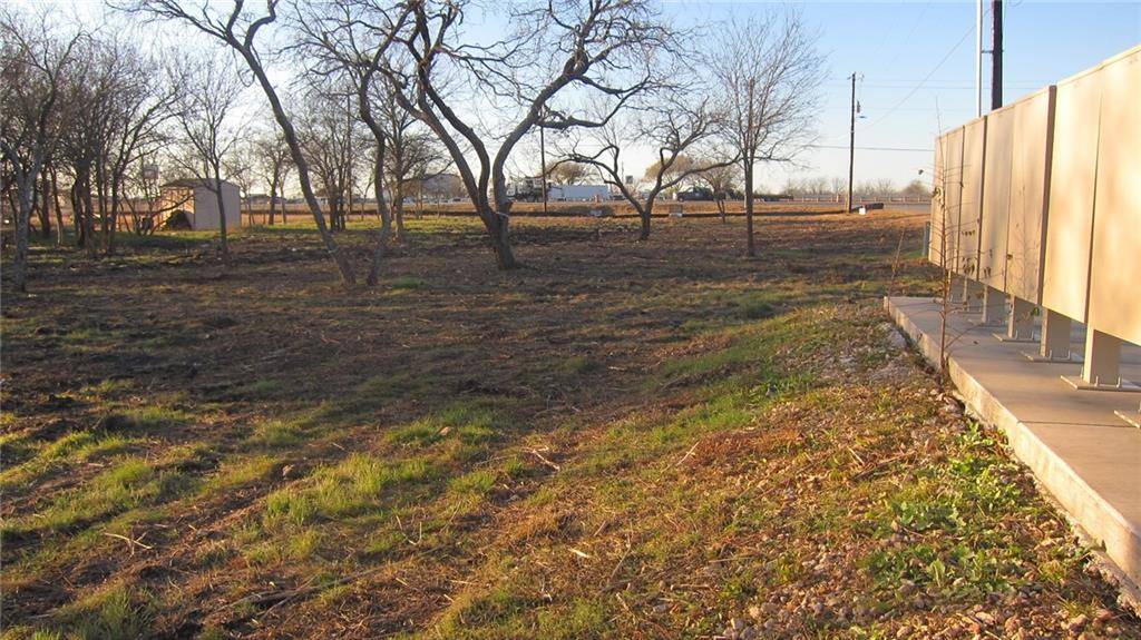 100 El Dorado DR, Kyle, TX 78640