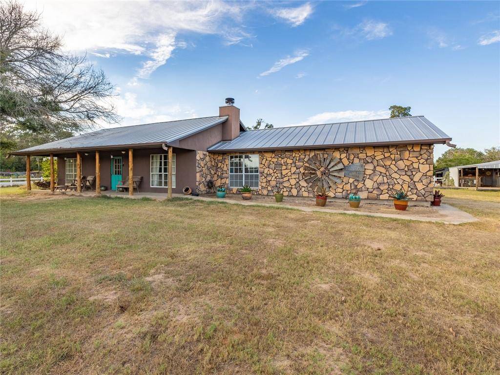 422 County Road 232, Rockdale, TX 76567